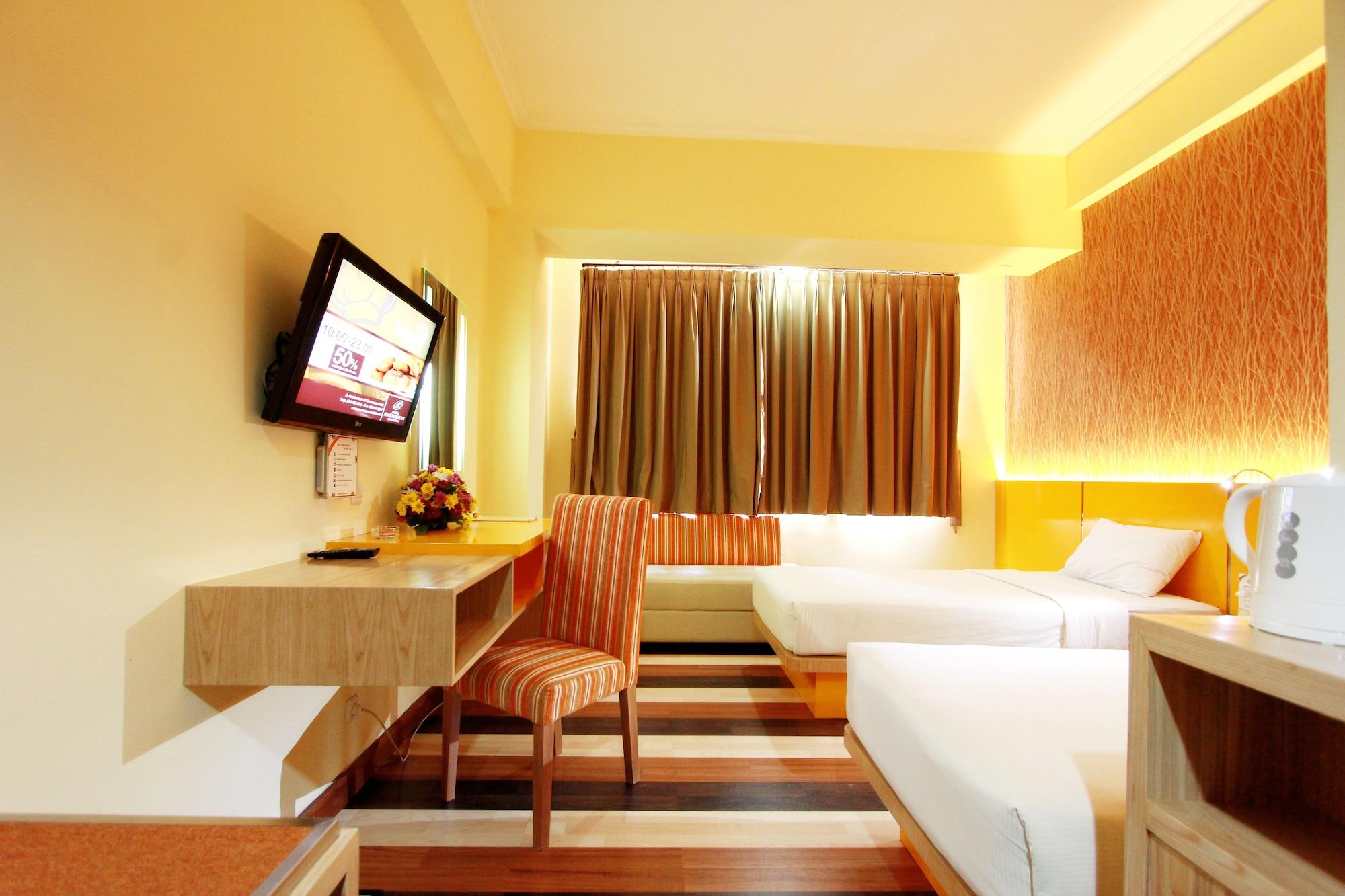 Pandanaran Hotel Семаранг Экстерьер фото