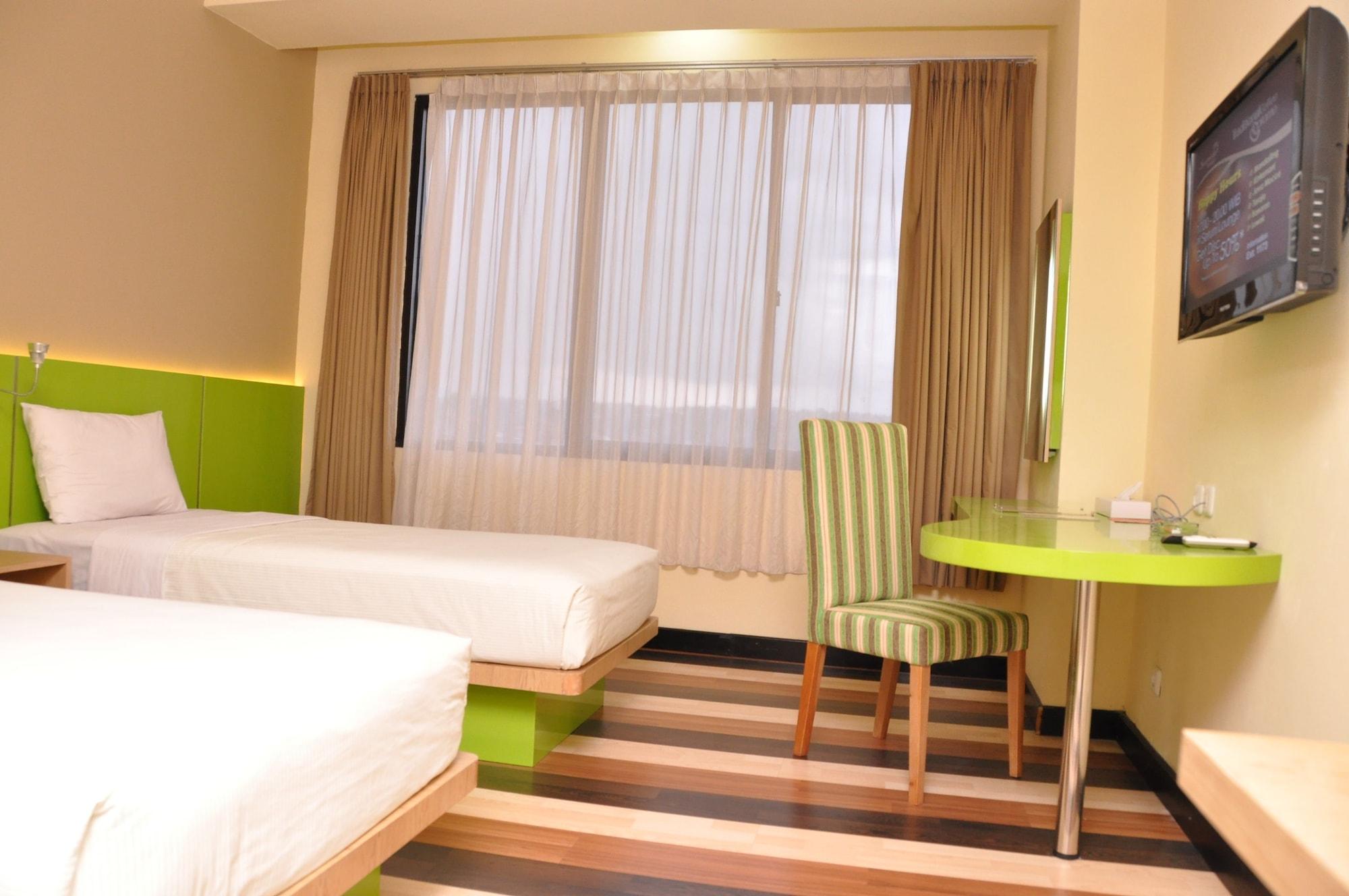 Pandanaran Hotel Семаранг Экстерьер фото