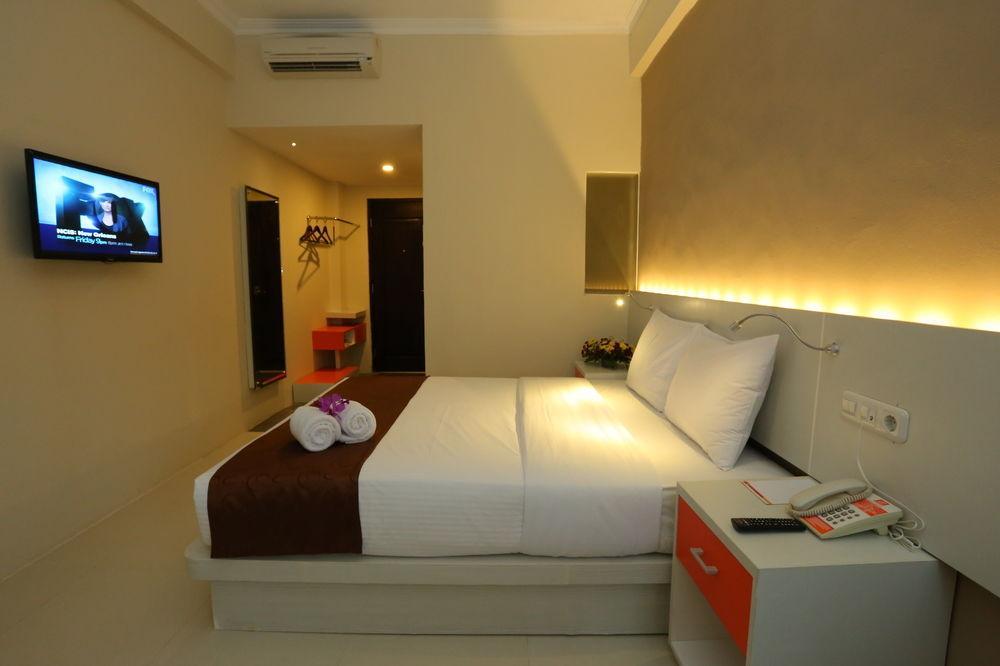 Pandanaran Hotel Семаранг Экстерьер фото