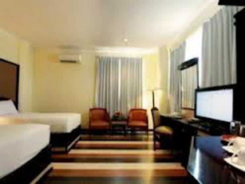 Pandanaran Hotel Семаранг Экстерьер фото