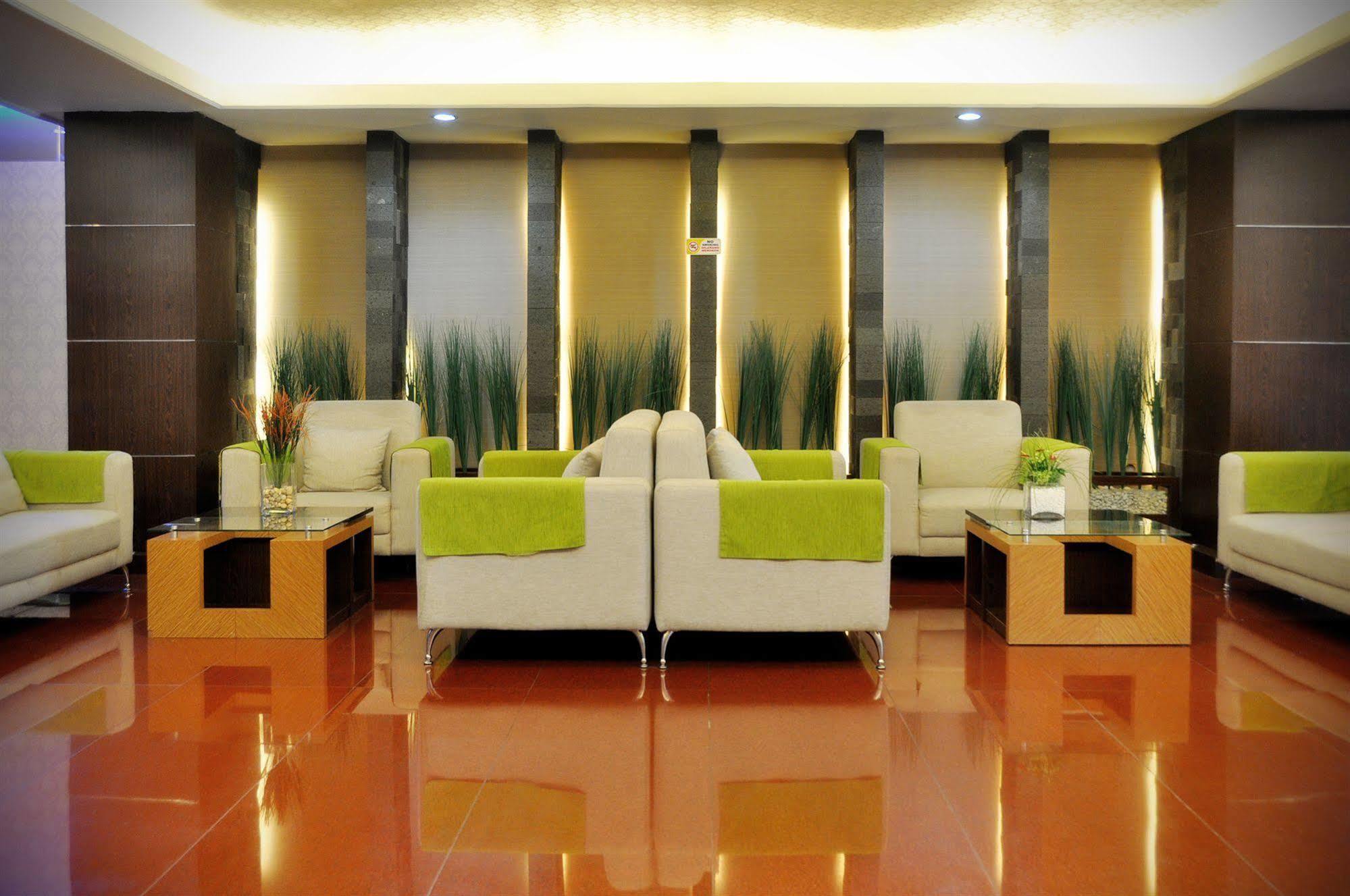 Pandanaran Hotel Семаранг Экстерьер фото