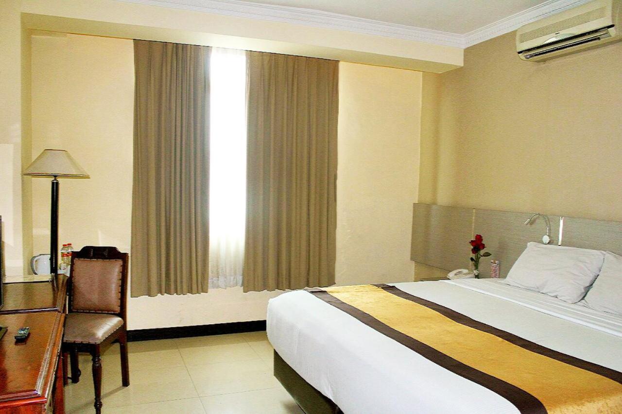 Pandanaran Hotel Семаранг Экстерьер фото